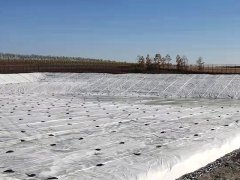 復(fù)合土工膜施工中有哪四種搭建方法？