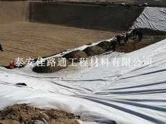 如何將油田防滲膜更好的發(fā)揮其作用？