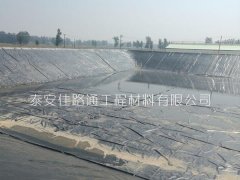 養(yǎng)殖防滲膜的生產(chǎn)為何要加入碳黑？