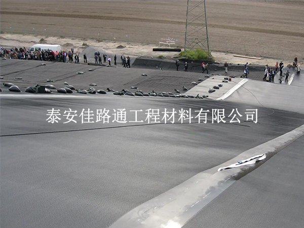 污水處理防滲膜裁剪不浪費(fèi)還防漏？5 個關(guān)鍵技巧一次講透