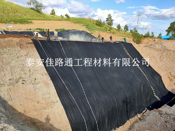 蓄水池防滲膜破損不用慌？這些修復(fù)技巧超實用