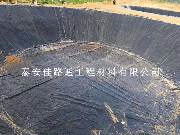 沼氣池防滲膜運輸別大意，這些細節(jié)護好膜